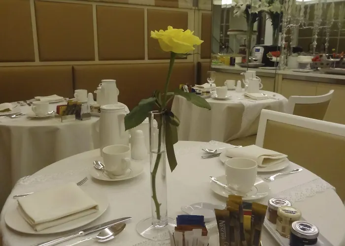 Augustana House And Pensjonat 4*